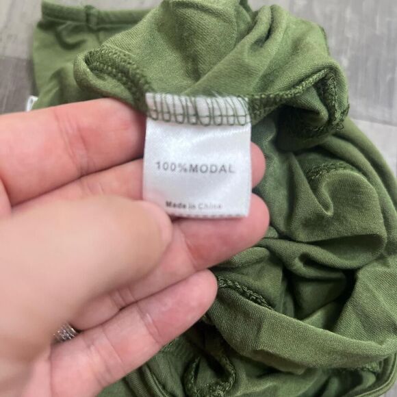 Off Shoulder Cropped Ballet Style TShirt Green Size XS - Picture 4 of 4